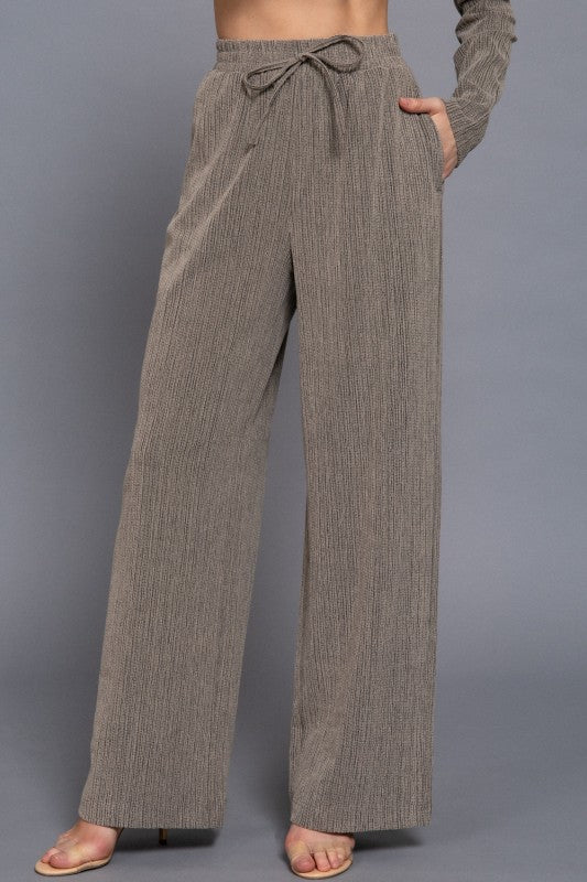 WEEKEND - TEXTURED PULL ON PANTS