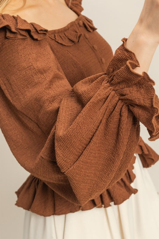ROMANTIC KNIT RUFFLE TOP