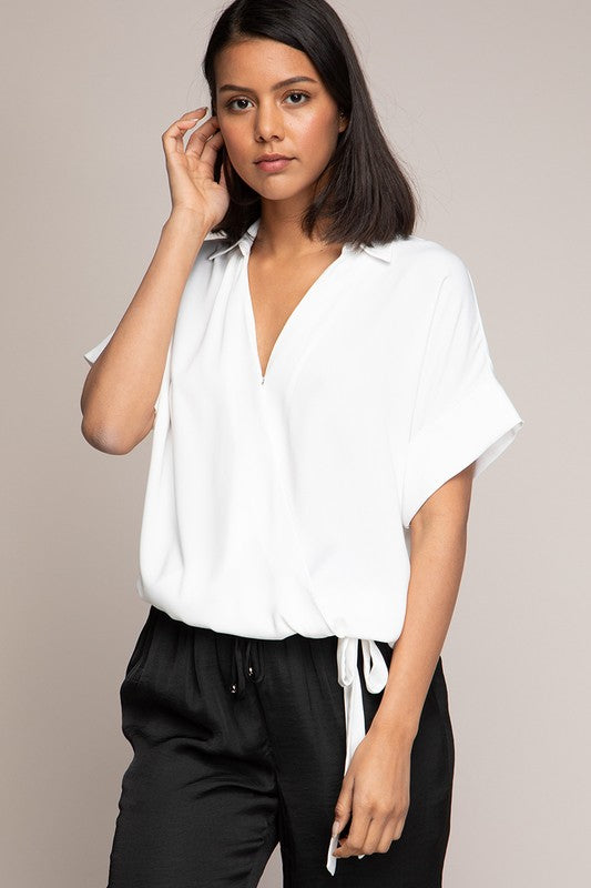 S/S COLLARED WRAP BLOUSE