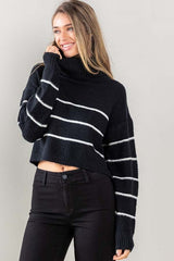 STRIPE T-NECK SWEATER