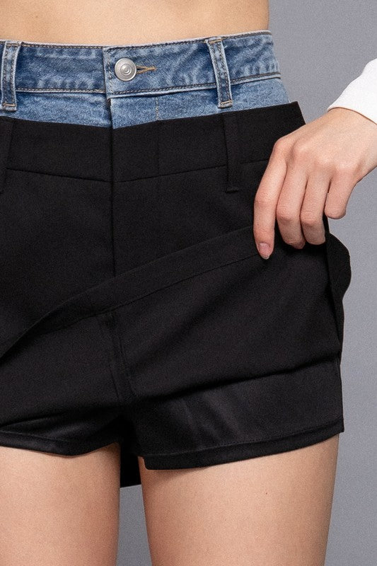 CONTRAST DENIM WAIST MINI SKIRT
