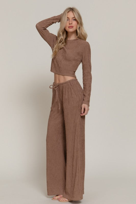 KATE - CRINKLE KNIT WIDE PANT