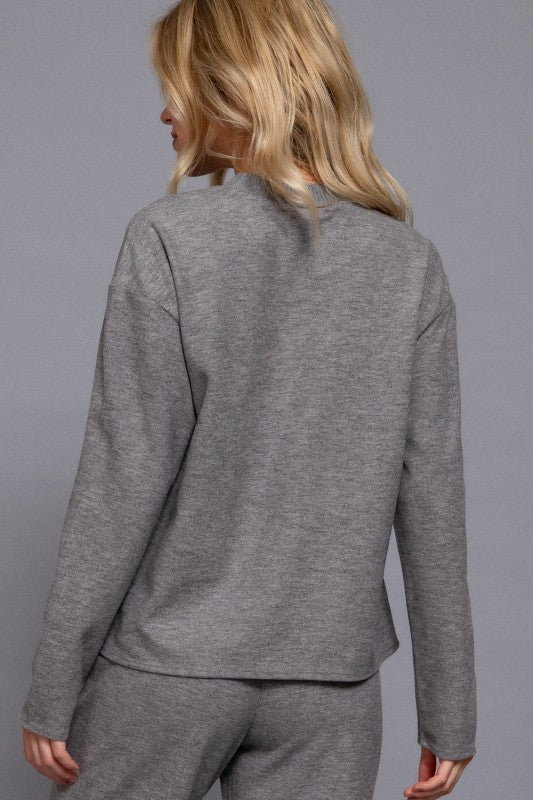 CHELSEA - SOFT CREW KNIT SWEATER