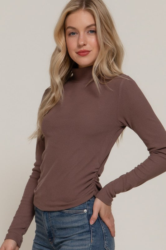 BRUSHED RIBBED TURTLE NECK TOP