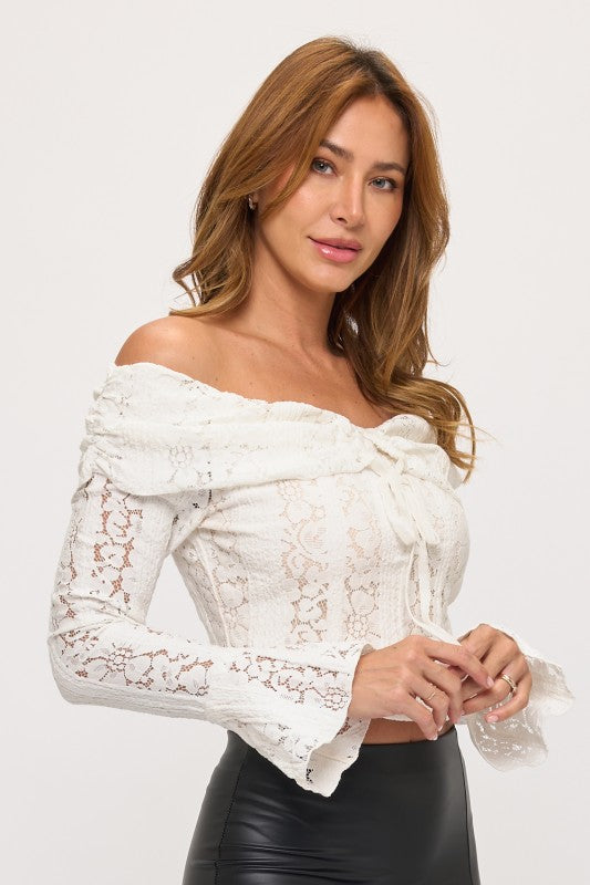 LACE OFF SHOULDER TOP