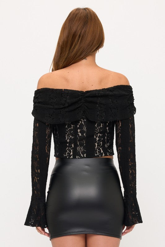 LACE OFF SHOULDER TOP
