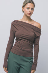 OFF SHOULDER RIBBED LONG SLEEVE TOP