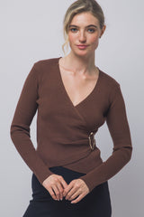 CROSSOVER RIB SWEATER