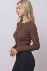 RIBBED BUTTON HENLEY TOP