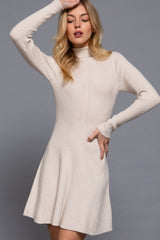 FLARED SHORT KNIT DRESS