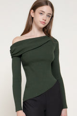 OFF SHOULDER RIBBED SWEATER