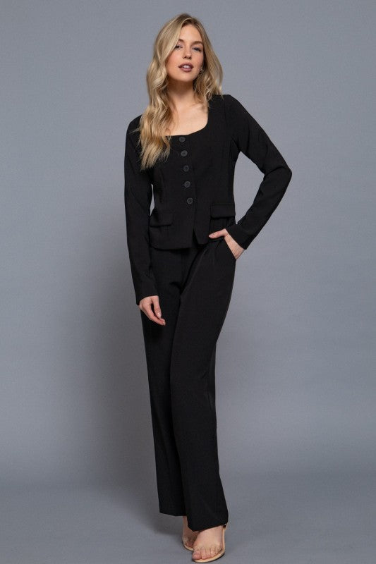 SQUARE NECK SHORT BLAZER