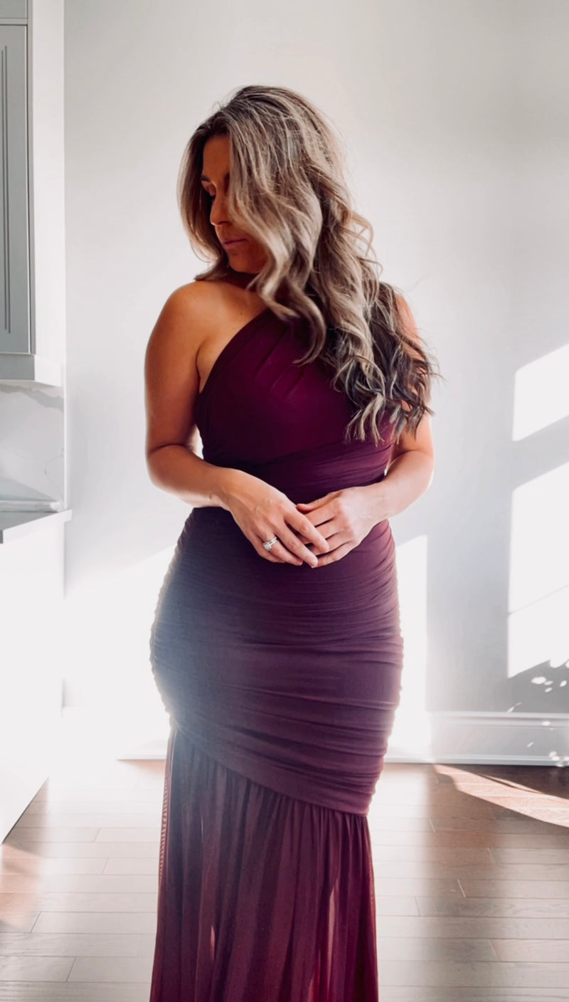GODDESS - ONE SHOULDER MESH MAXI DRESS