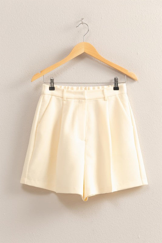 TROUSER SHORT