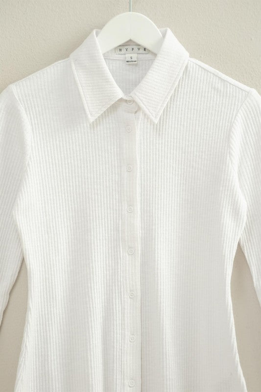BUTTON DOWN RIBBED KNIT TOP
