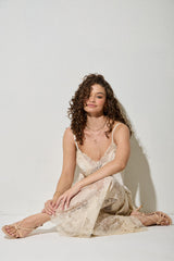 NIKKI - SATIN LACE ASSYMETRICAL TOP