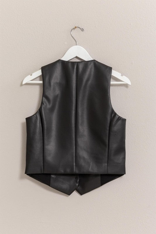 VESTS – Yaya & Co.