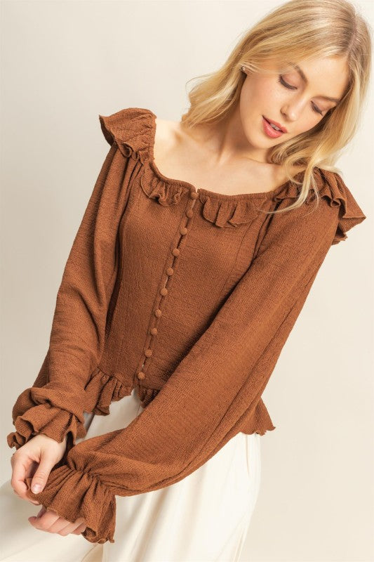 ROMANTIC KNIT RUFFLE TOP