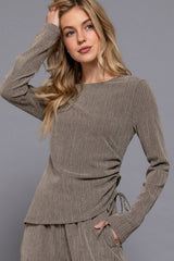 WEEKEND - TEXTURED PULL TOP