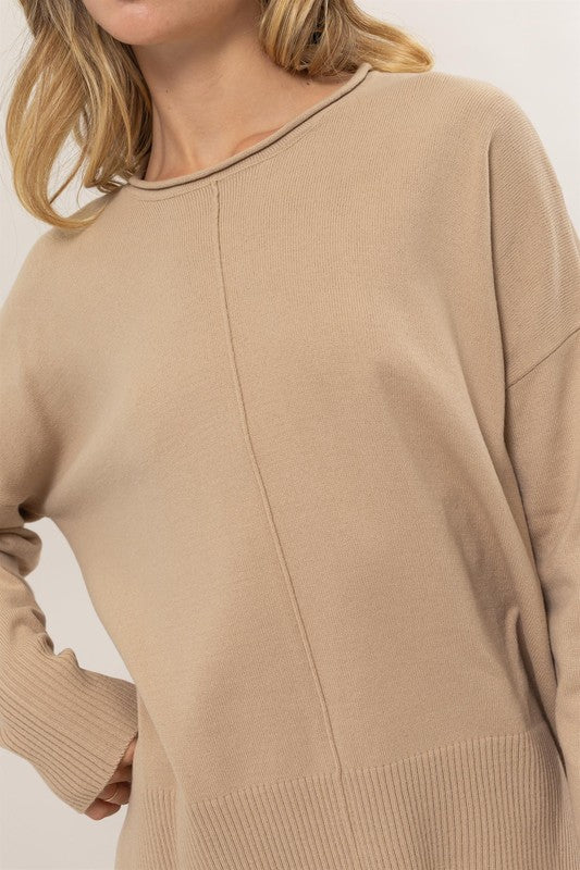 FRONT SEAM SWEATER