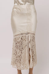 SATIN LACE BOTTOM TRUMPET SKIRT