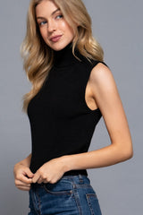 SLEEVELESS TURTLE NECK
