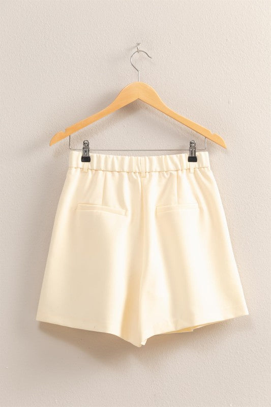 TROUSER SHORT