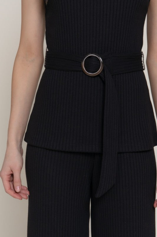 RIBBED SLEEVELESS MOCK TNECK TANK